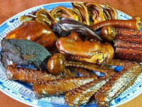 武冈卤菜小姐姐,传承卤香美味，演绎地方特色